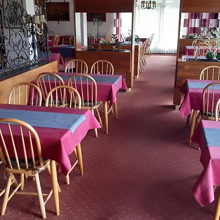 Hotel Waldpension Rabeneck *