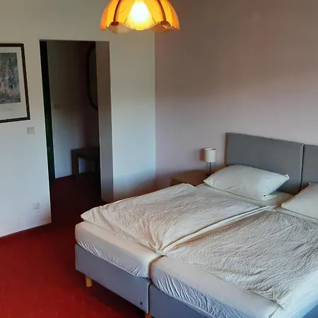Waldpension Rabeneck 호텔