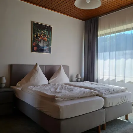 Waldpension Rabeneck 호텔 *