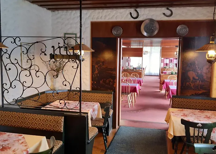 Hotel Waldpension Rabeneck *